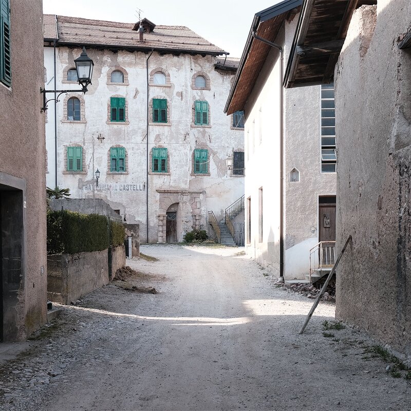 Palazzo Firmian o “Castello dalle 100 finestre”